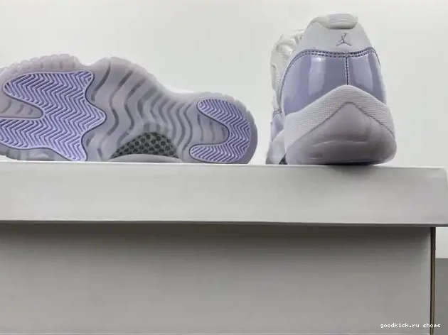 Cheap 11 Pure Violet Air Jordan WMNS AH7860-101 Low 0503